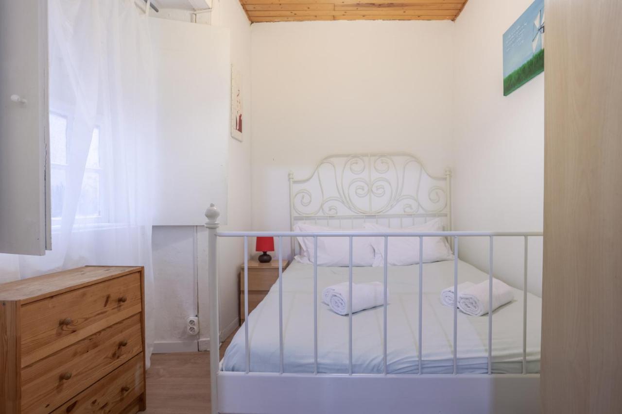 Lovely Apt In Bairro Alto Lisbon Exterior photo