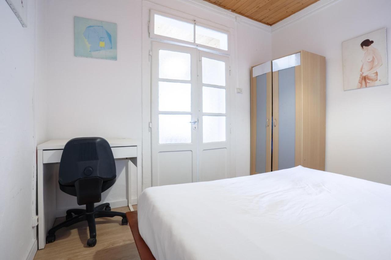 Lovely Apt In Bairro Alto Lisbon Exterior photo