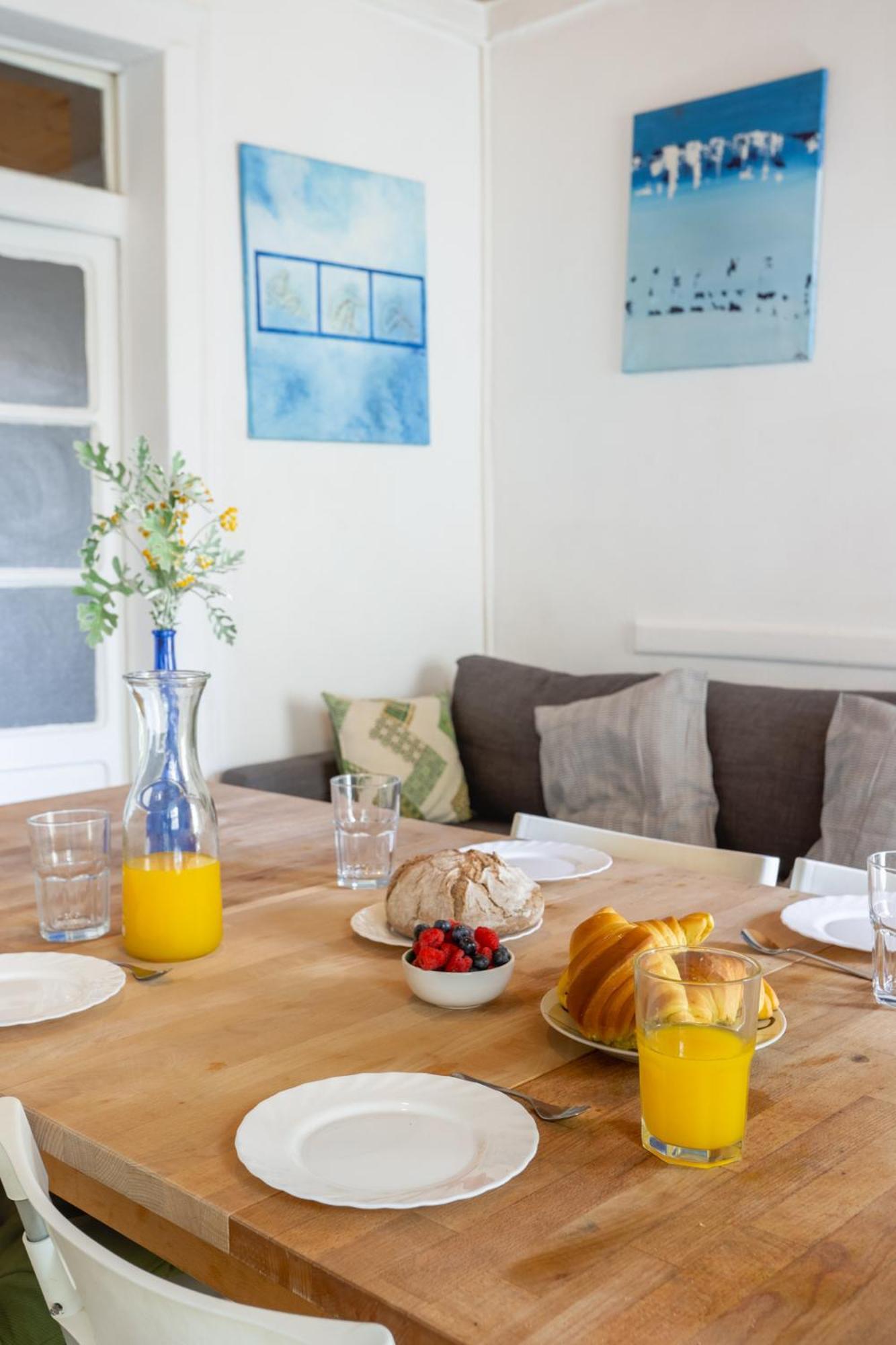 Lovely Apt In Bairro Alto Lisbon Exterior photo